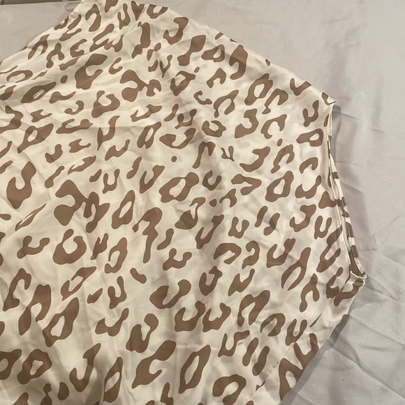 One sleeve leopard boho top - Picture 4 of 7